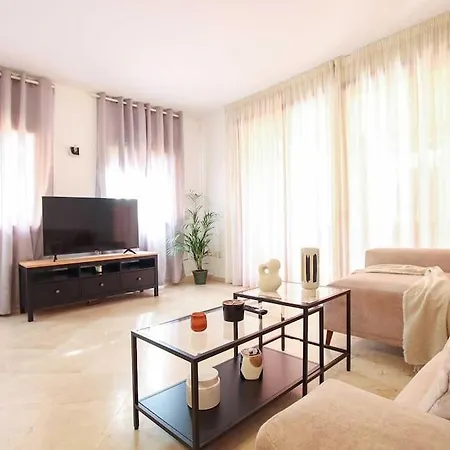 Piso 4 Hab. - Elviria Playa * Marbella