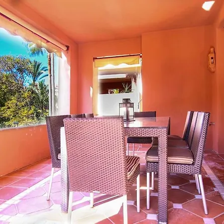 Piso 4 Hab. - Elviria Playa Apartment Marbella